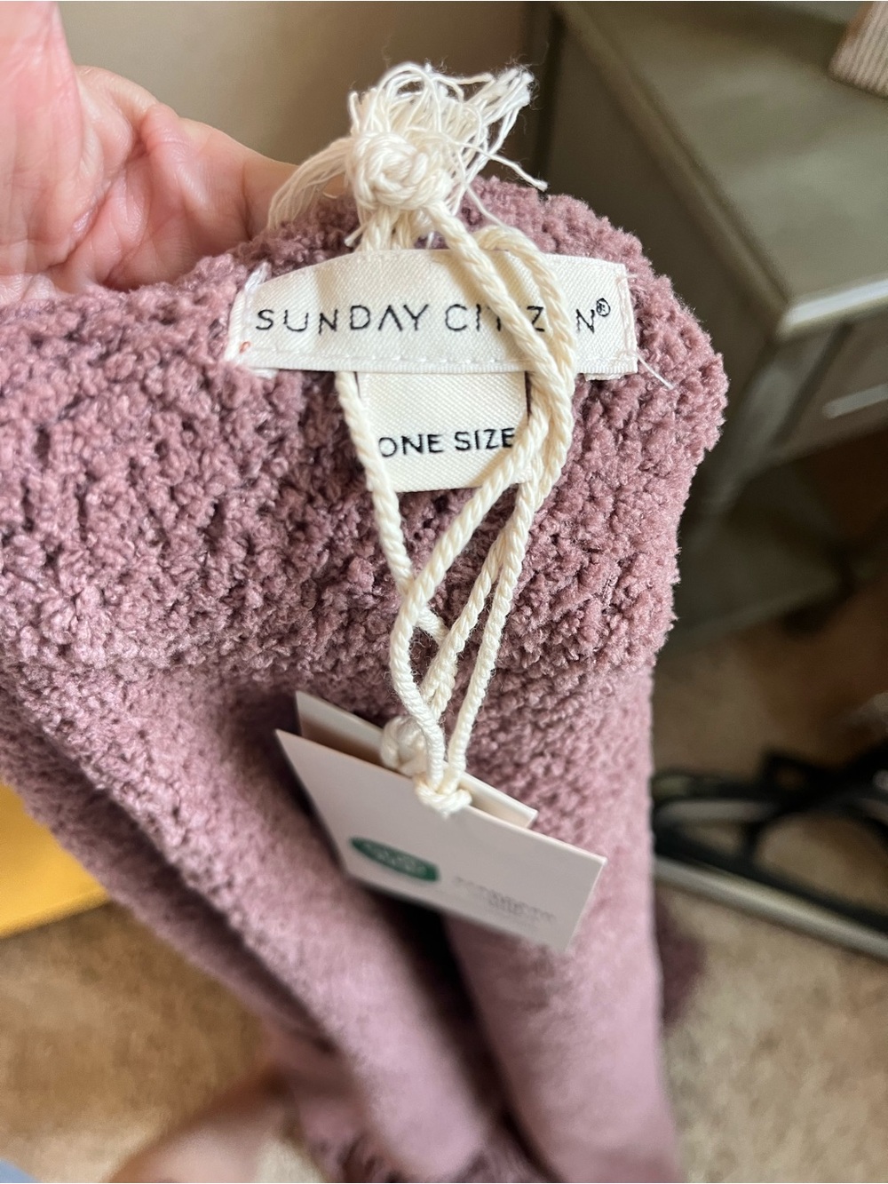 Sunday Citizen Plush Scarf Wrap Dusty Mauve Plum NWT - Picture 8 of 10